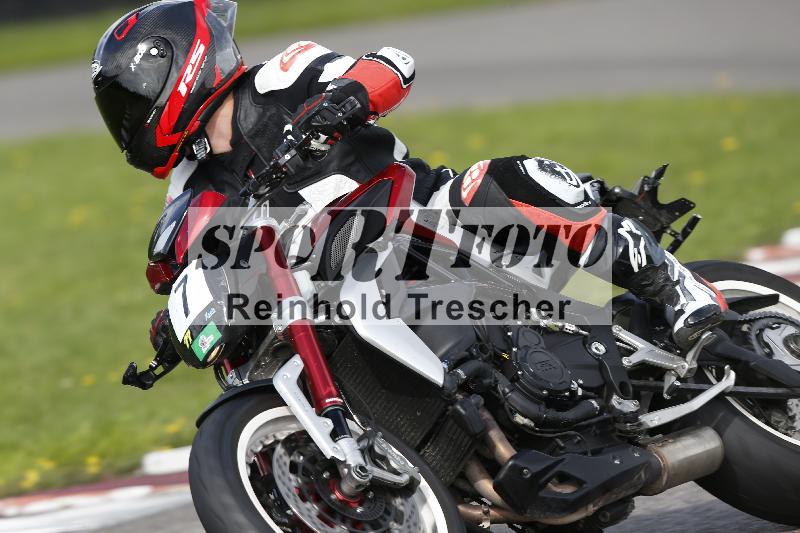 /53 16.09.2025 Track Day Domi Aegerter ADR/Gruppe gruen/7